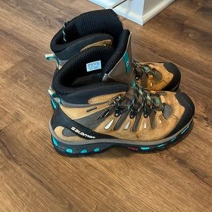 Salomon Hiking Boots